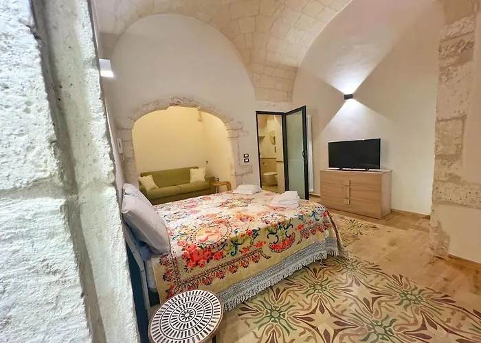 Grotta Divina Ostuni